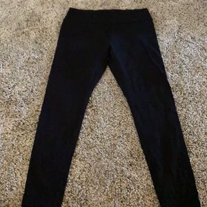 Size large black leggings